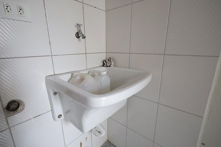 Casa à venda com 67m², 2 quartos e 2 vagasÁrea de Serviço