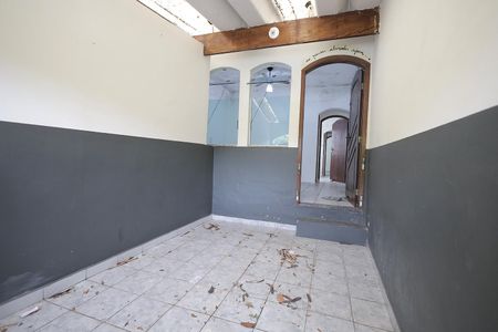 Casa à venda com 67m², 2 quartos e 2 vagasGaragem