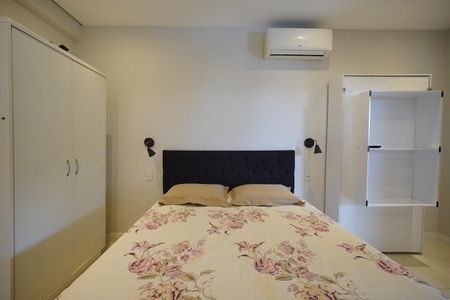 Sala - quarto de kitnet/studio para alugar com 1 quarto, 29m² em Santo Antonio de Lisboa, Florianópolis