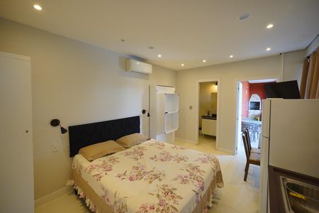 Sala - quarto de kitnet/studio para alugar com 1 quarto, 29m² em Santo Antonio de Lisboa, Florianópolis
