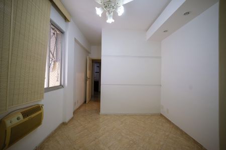 Apartamento à venda com 108m², 3 quartos e 2 vagasQuarto Suite