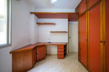 Apartamento à venda com 108m², 3 quartos e 2 vagasQuarto 3