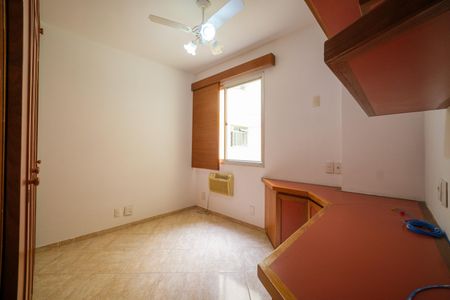 Apartamento à venda com 108m², 3 quartos e 2 vagasQuarto 3