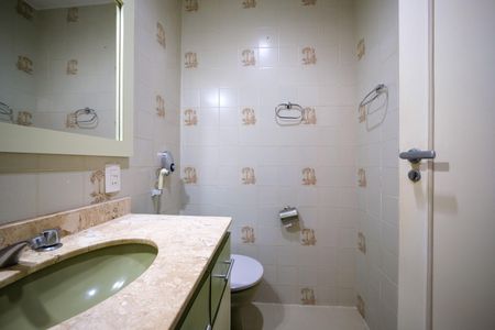 Apartamento à venda com 108m², 3 quartos e 2 vagasBanheiro Social