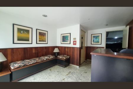 Apartamento à venda com 108m², 3 quartos e 2 vagasHall