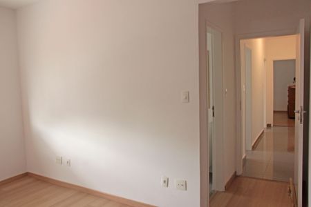 Apartamento para alugar com 196m², 3 quartos e 2 vagasQuarto 3