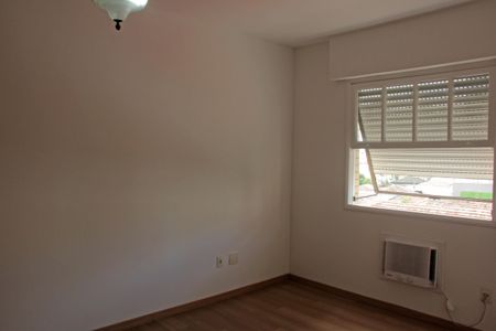 Apartamento para alugar com 196m², 3 quartos e 2 vagasQuarto 2