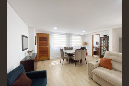 Casa de condomínio à venda com 204m², 3 quartos e 3 vagasSala