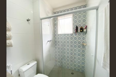 Casa de condomínio à venda com 204m², 3 quartos e 3 vagasBanheiro da Suíte 1