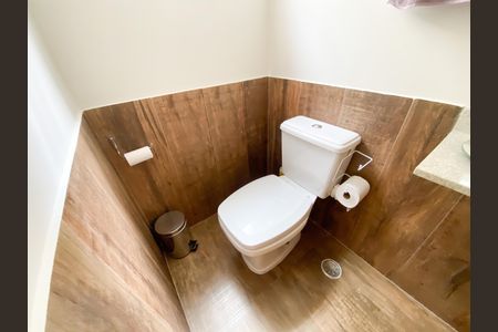 Lavabo de casa de condomínio à venda com 3 quartos, 204m² em Vila Regente Feijó, São Paulo