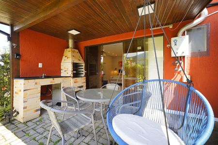 Apartamento para alugar com 43m², 1 quarto e sem vagaVaranda e churrasqueira 