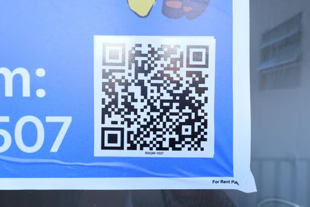 Apartamento para alugar com 48m², 1 quarto e 1 vagaPlaca instalada na janela do imóvel - Código RXQW - 1037