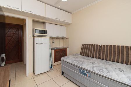 Apartamento para alugar com 18m², 1 quarto e sem vagaSala/Quarto