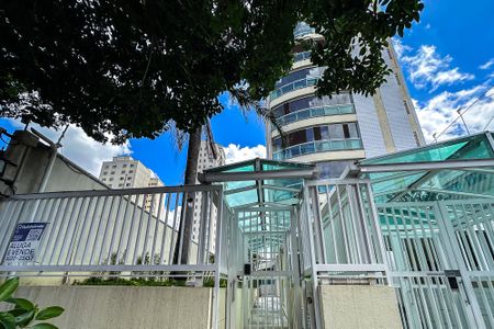 Apartamento à venda com 123m², 2 quartos e 2 vagasFachada