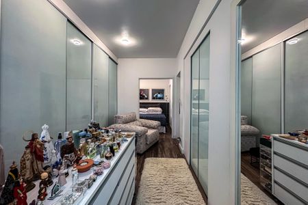Apartamento à venda com 123m², 2 quartos e 2 vagasCloset da suíte