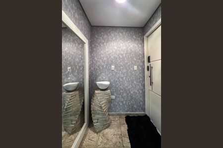 Apartamento à venda com 123m², 2 quartos e 2 vagasHall de entrada