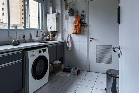 Apartamento à venda com 123m², 2 quartos e 2 vagasÁrea de Serviço