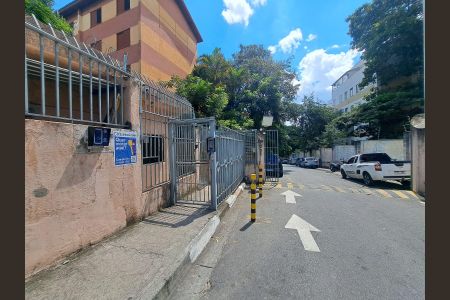 Apartamento à venda com 50m², 2 quartos e 1 vagaFachada com PLACA