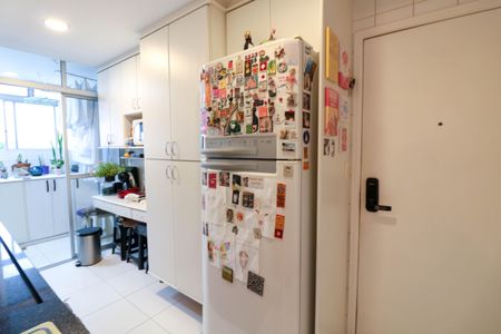 Cozinha de apartamento à venda com 3 quartos, 107m² em Campo Belo, São Paulo