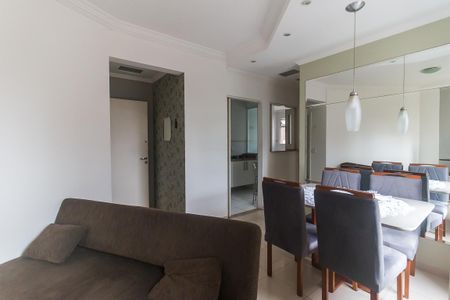 Sala de apartamento para alugar com 2 quartos, 55m² em Loteamento Mogilar, Mogi das Cruzes