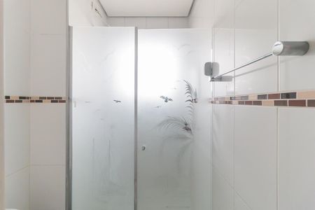 Apartamento para alugar com 55m², 2 quartos e 1 vaga Apartamento para alugar com 55m², 2 quartos e 1 vagaBanheiro