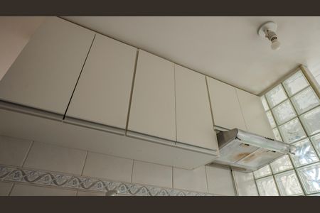 Apartamento à venda com 52m², 2 quartos e 1 vagaCozinha - Armários