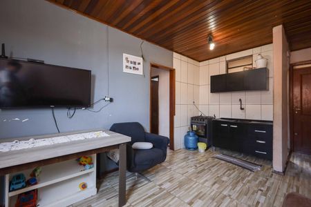 Sala de apartamento à venda com 2 quartos, 50m² em Rubem Berta, Porto Alegre