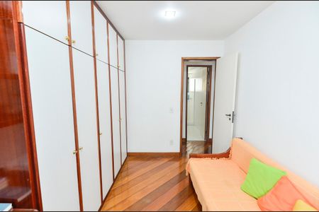 Apartamento à venda com 223m², 4 quartos e 2 vagas Apartamento à venda com 223m², 4 quartos e 2 vagasQuarto 1