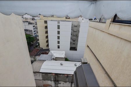 Apartamento à venda com 223m², 4 quartos e 2 vagas Apartamento à venda com 223m², 4 quartos e 2 vagasSuíte 2