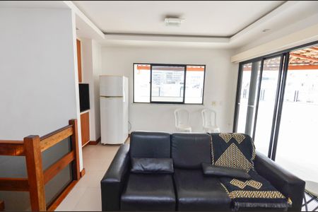 Apartamento à venda com 223m², 4 quartos e 2 vagas Apartamento à venda com 223m², 4 quartos e 2 vagasTerraço