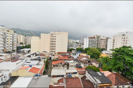 Apartamento à venda com 223m², 4 quartos e 2 vagas Apartamento à venda com 223m², 4 quartos e 2 vagasSala