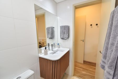 Apartamento à venda com 84m², 2 quartos e 1 vagaBanheiro da suíte