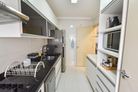 Apartamento à venda com 84m², 2 quartos e 1 vagaCozinha