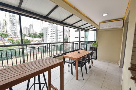 Apartamento à venda com 84m², 2 quartos e 1 vagaVaranda