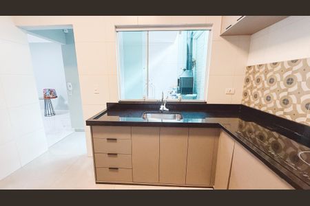 Casa para alugar com 143m², 3 quartos e 2 vagasCozinha