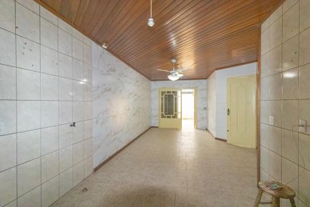 Casa à venda com 92m², 2 quartos e 2 vagasSala/Cozinha