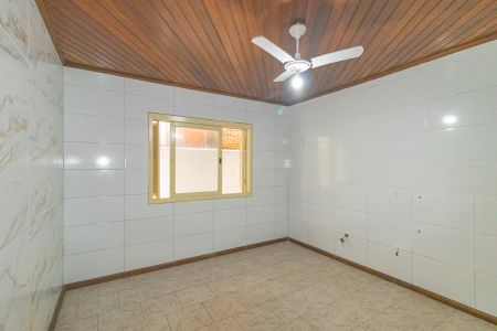 Casa à venda com 92m², 2 quartos e 2 vagasQuarto 2 - Suíte