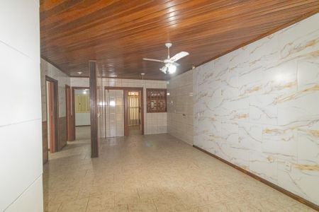 Casa à venda com 92m², 2 quartos e 2 vagasSala/Cozinha