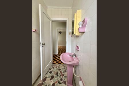 Casa à venda com 250m², 3 quartos e 3 vagasLavabo