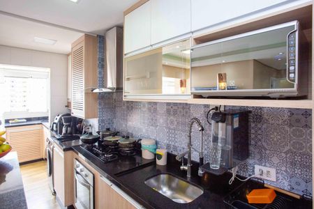 Apartamento à venda com 70m², 3 quartos e 2 vagasCozinha