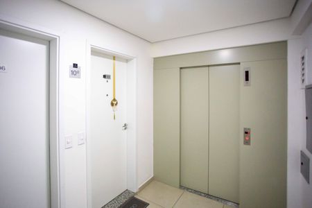 Apartamento à venda com 70m², 3 quartos e 2 vagasHall de entrada