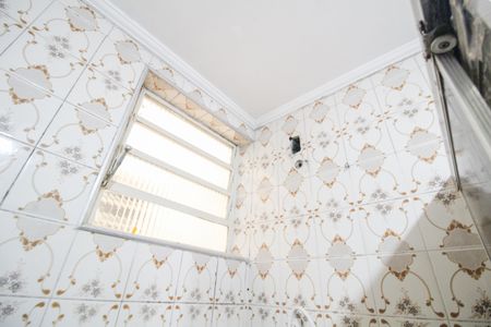 Casa à venda com 84m², 5 quartos e 2 vagasBanheiro Social