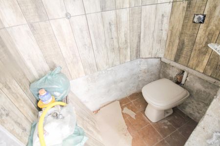 Casa à venda com 84m², 5 quartos e 2 vagasEdícula - Banheiro