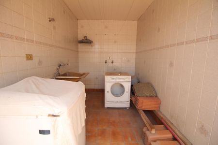 Casa à venda com 84m², 5 quartos e 2 vagasÁrea de Serviço