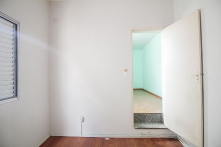 Casa à venda com 84m², 5 quartos e 2 vagasQuarto 2