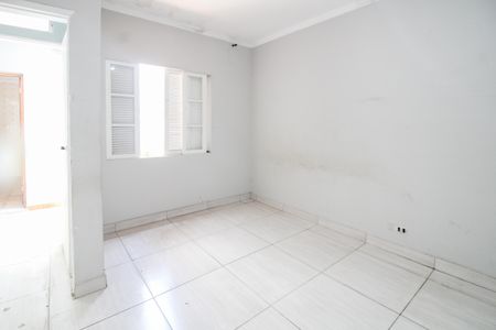 Casa à venda com 84m², 5 quartos e 2 vagasEdícula - Quarto 5