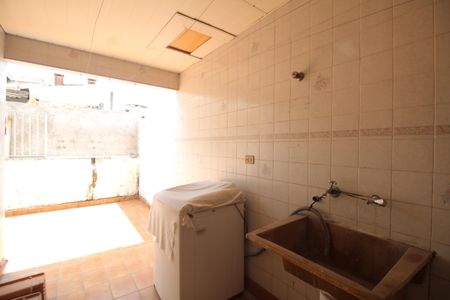 Casa à venda com 84m², 5 quartos e 2 vagasÁrea de Serviço