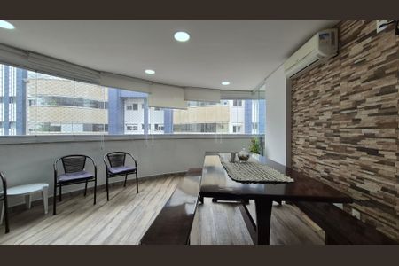 Apartamento à venda com 126m², 3 quartos e 3 vagas Apartamento à venda com 126m², 3 quartos e 3 vagasVaranda