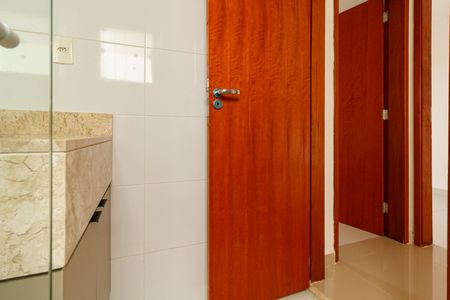 Apartamento para alugar com 37m², 2 quartos e 1 vaga Apartamento para alugar com 37m², 2 quartos e 1 vagaBanheiro