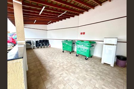 Apartamento para alugar com 42m², 2 quartos e sem vagaÁrea comum - Churrasqueira